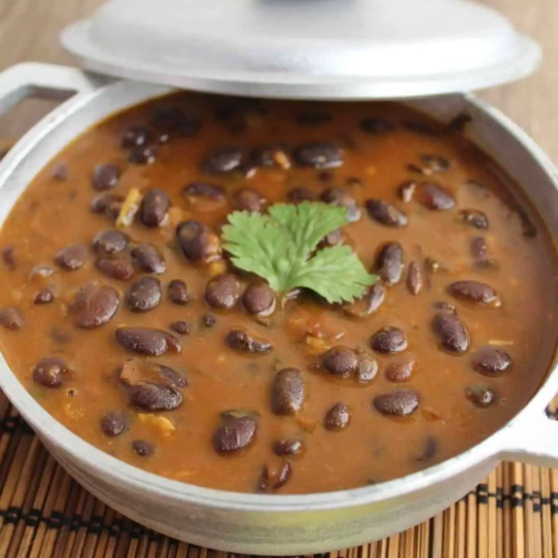 Dominican Black Beans (Habichuelas Negras Guisadas) - break thru