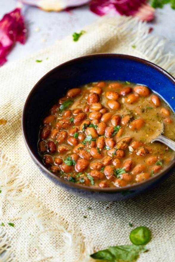 Easy Canned Pinto Beans Recipe - Oh Sweet Basil