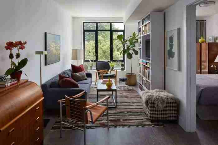 How to decorate a long thin room