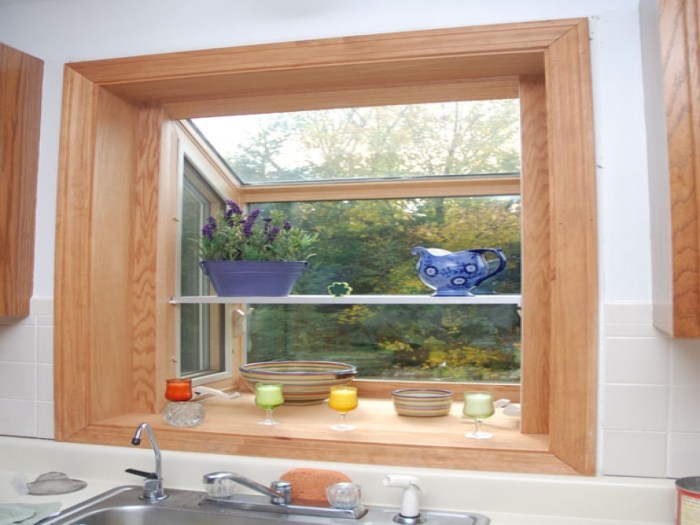 How to decorate kitchen window above sink